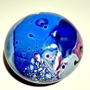 Studio Art Glass Cobalt Oil Lamp Measures 5"Wide Artist Signed 1990-2000s